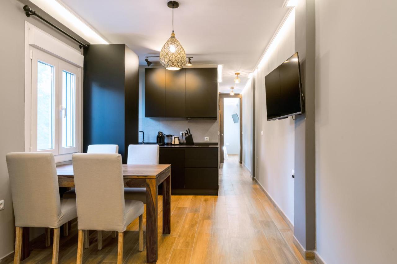 Triana Apartments Deluxe Sevilla Bagian luar foto